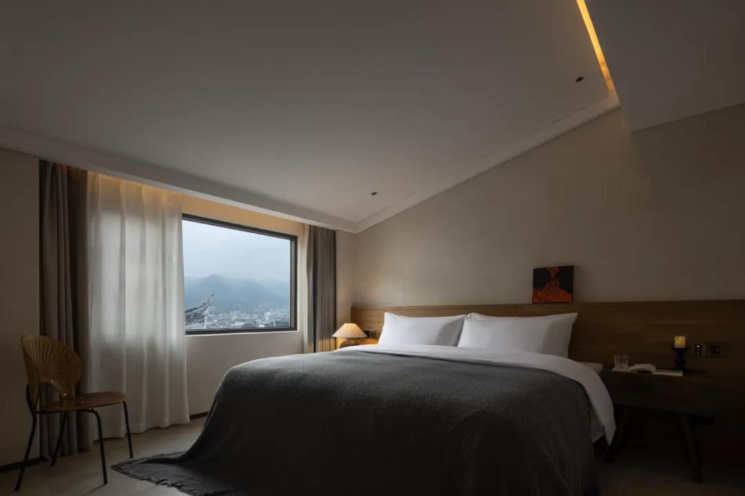 Phoenix Hall House Hotel Fenghuang Εξωτερικό φωτογραφία